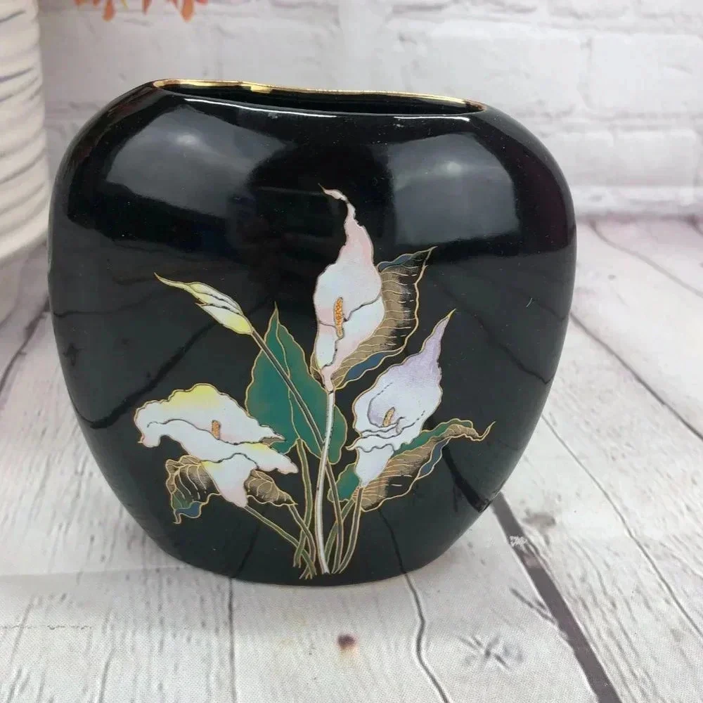vintage Japanese small vase